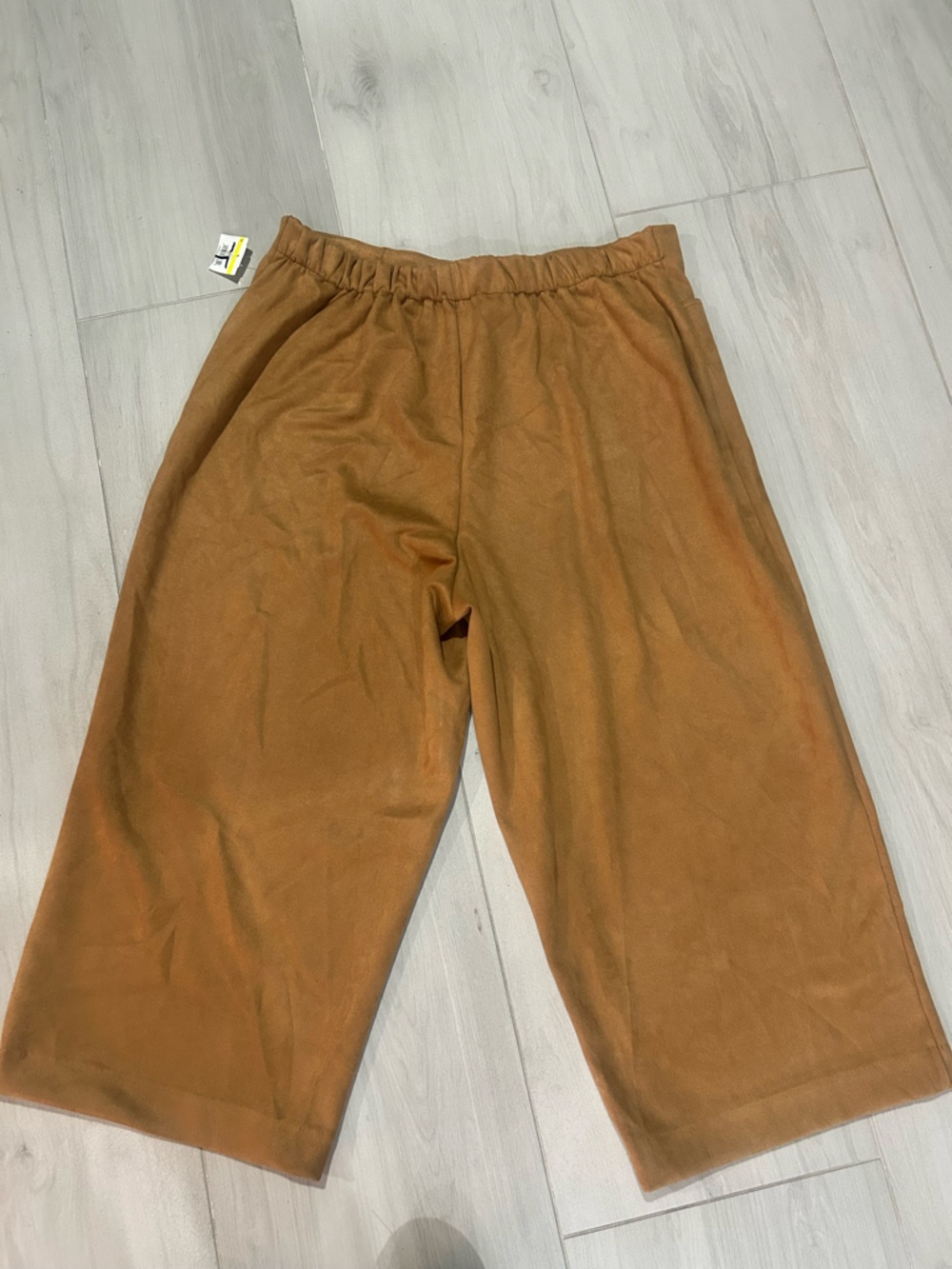 NEW T Tahari Faux Suede Leather Crop wide leg pants Size 3X - Picture 4 of 7